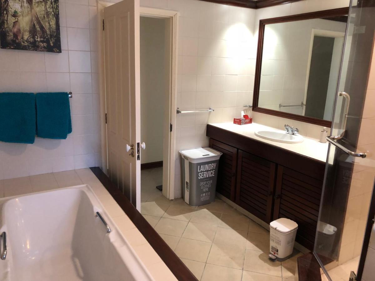 Grand Baie Seaview Penthouse Apartment Room photo